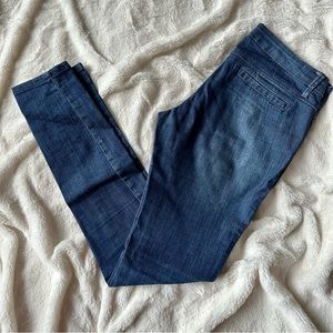 Forever21 mid rise blue skinny jeans size 27